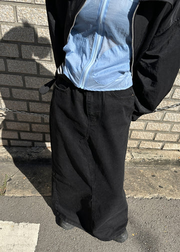 LENGTHY BLACK DENIM SK